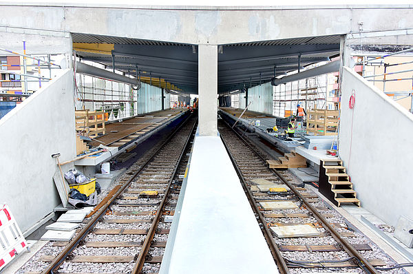 Betonieren des Bahnsteigs am 13. Juli 2021