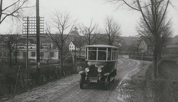 1. Bus in Mühlhof 1. Bus in Mühlhof