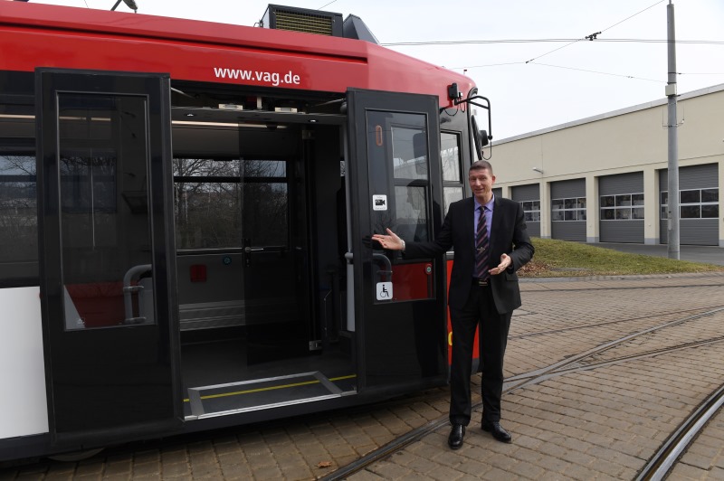Modernisierung Straßenbahnen VAG VerkehrsAktiengesellschaft Nürnberg Modernisierung Straßenbahnen VAG VerkehrsAktiengesellschaft Nürnberg