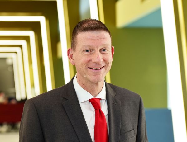Tim Dahlmann-Resing, Vorstand Technik und Marketing