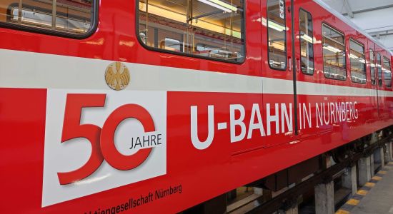 Jubiläumszug zu 50 Jahre U-Bahn