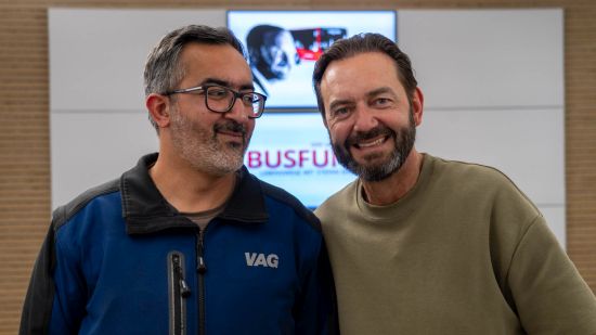 Taylan Özen und Stefan Meixner im Busfunk-Studio